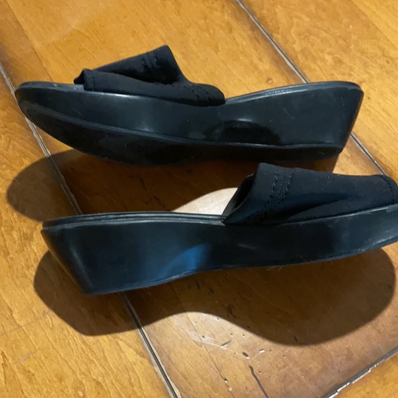 Predictions Comfort Sandals size 7wide - Picture 3 of 6